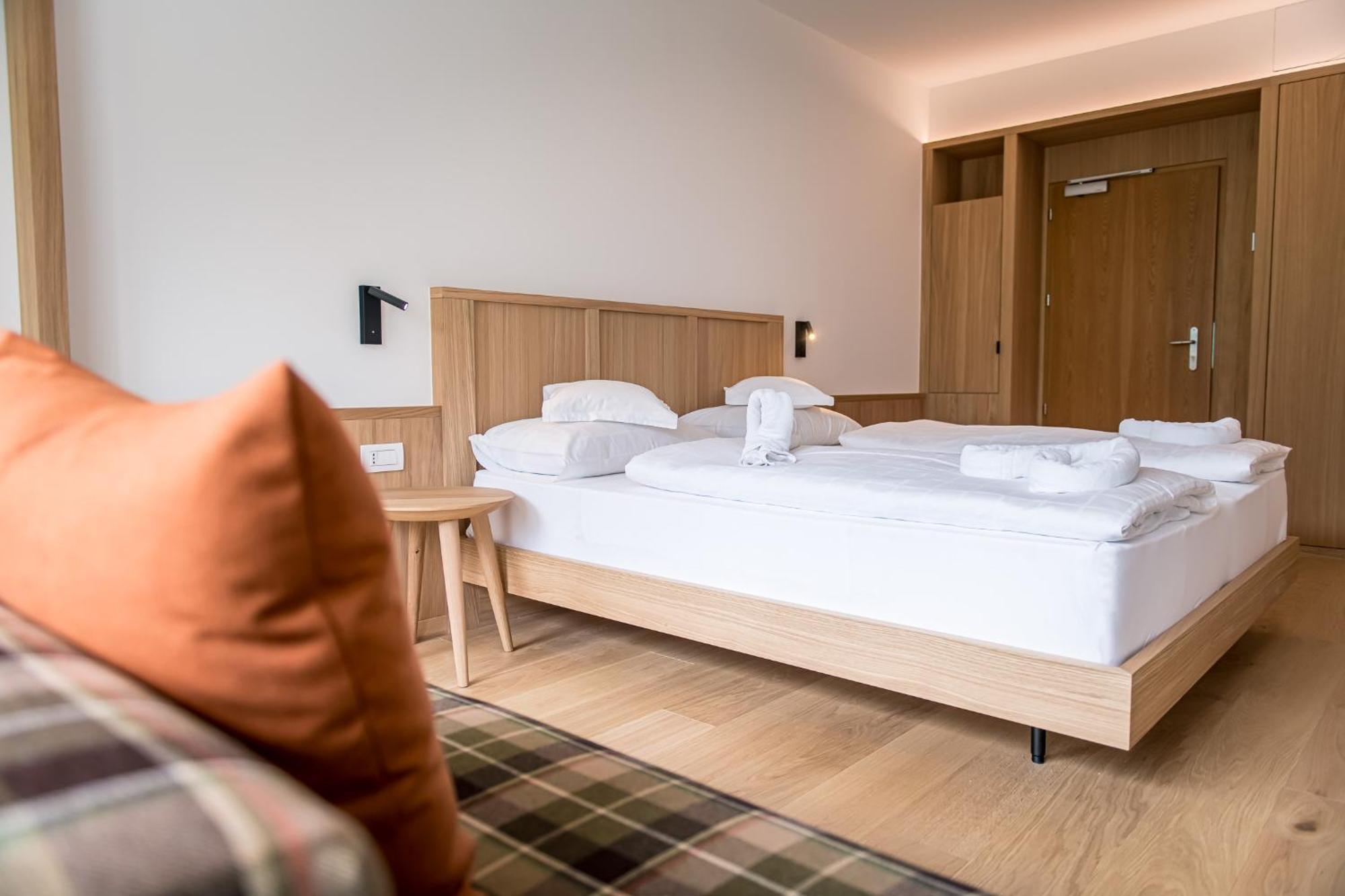 Hotel Taufers Molini di Tures Exteriör bild