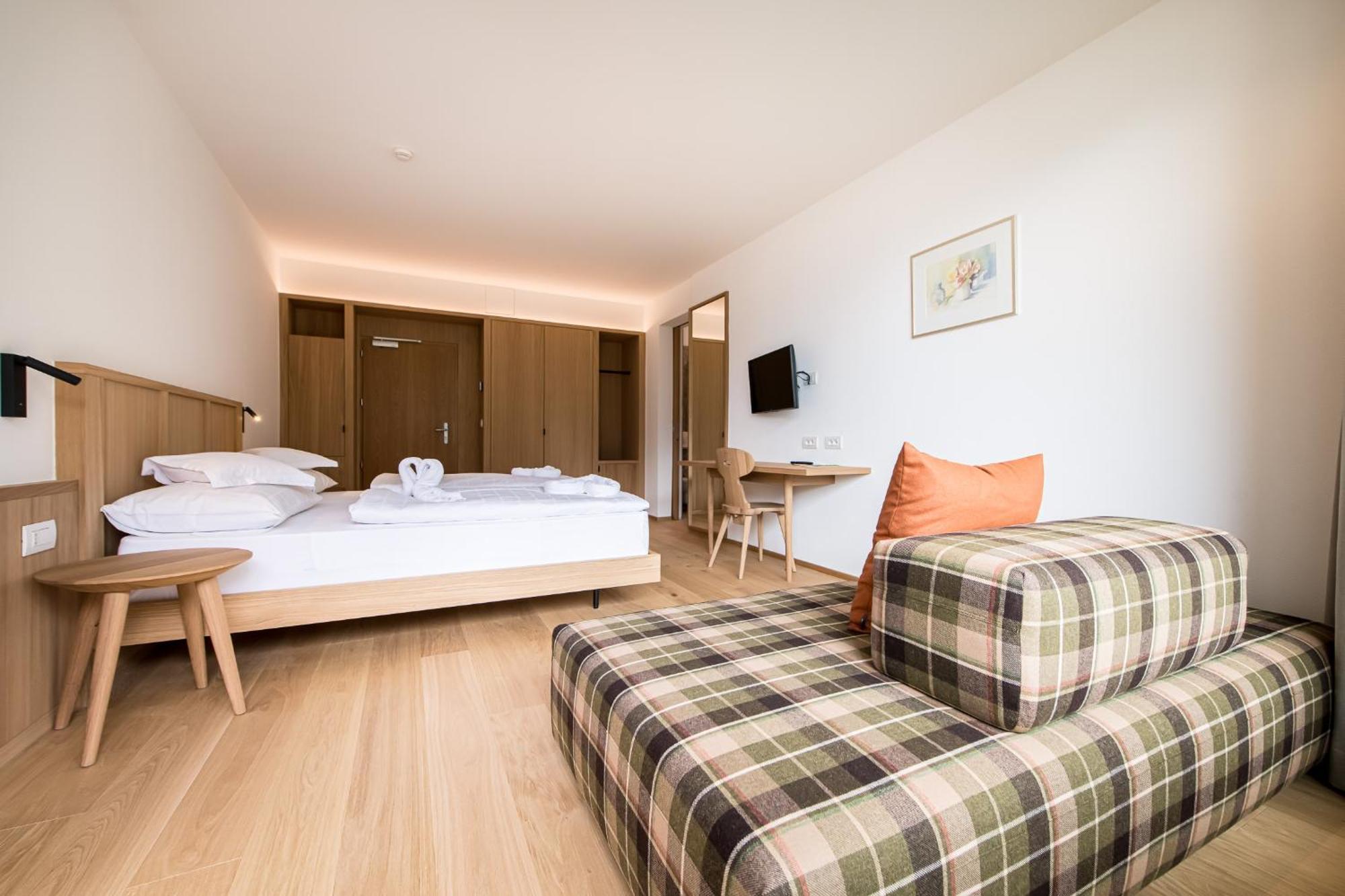 Hotel Taufers Molini di Tures Exteriör bild