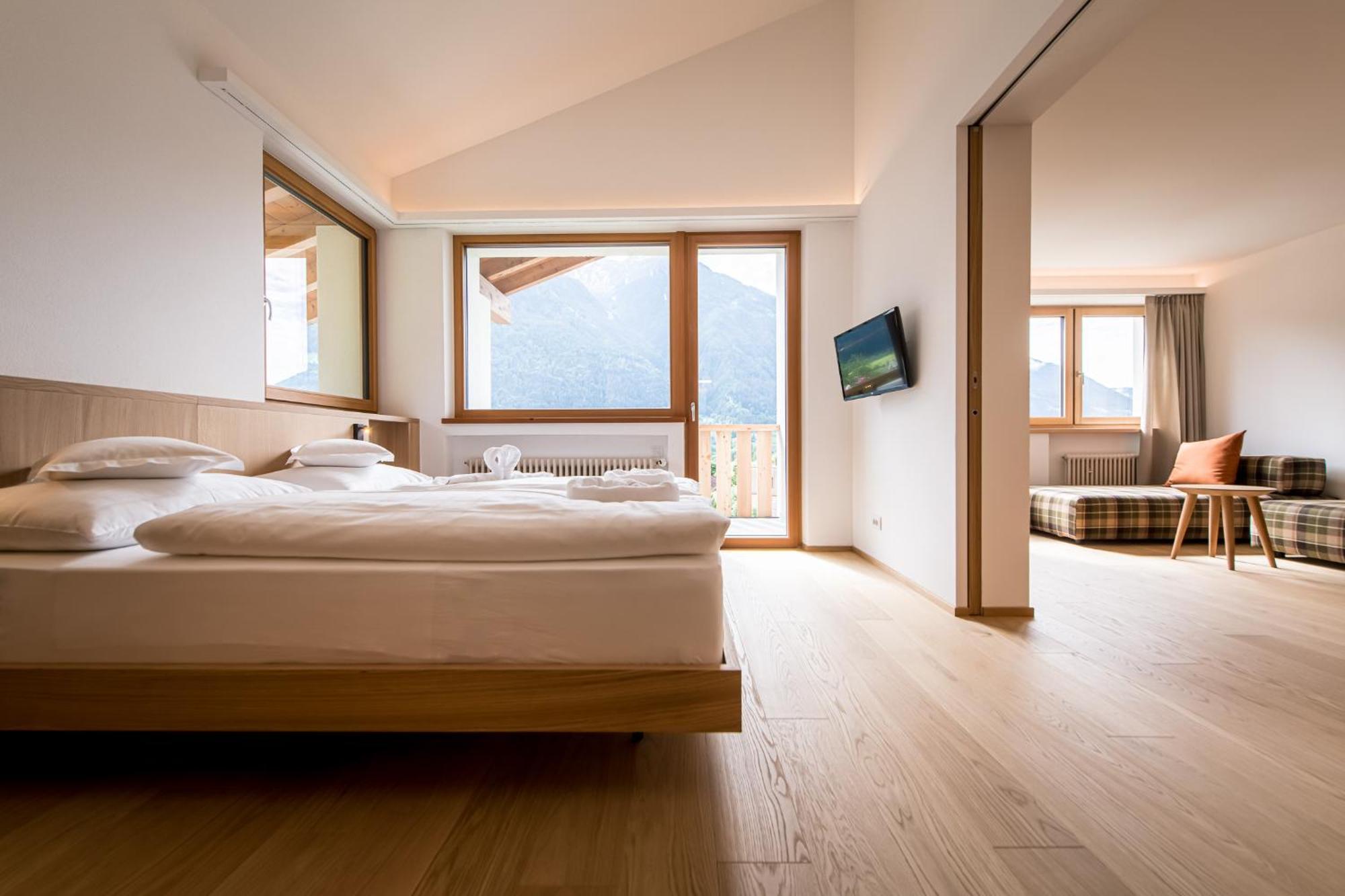 Hotel Taufers Molini di Tures Exteriör bild