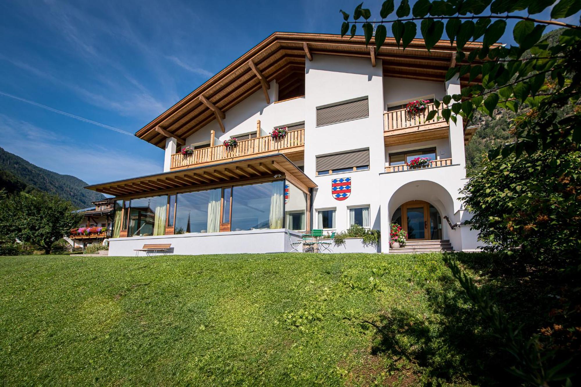 Hotel Taufers Molini di Tures Exteriör bild