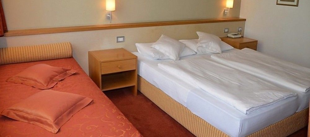 Hotel Taufers Molini di Tures Exteriör bild