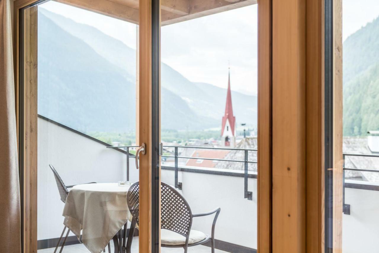Hotel Taufers Molini di Tures Exteriör bild