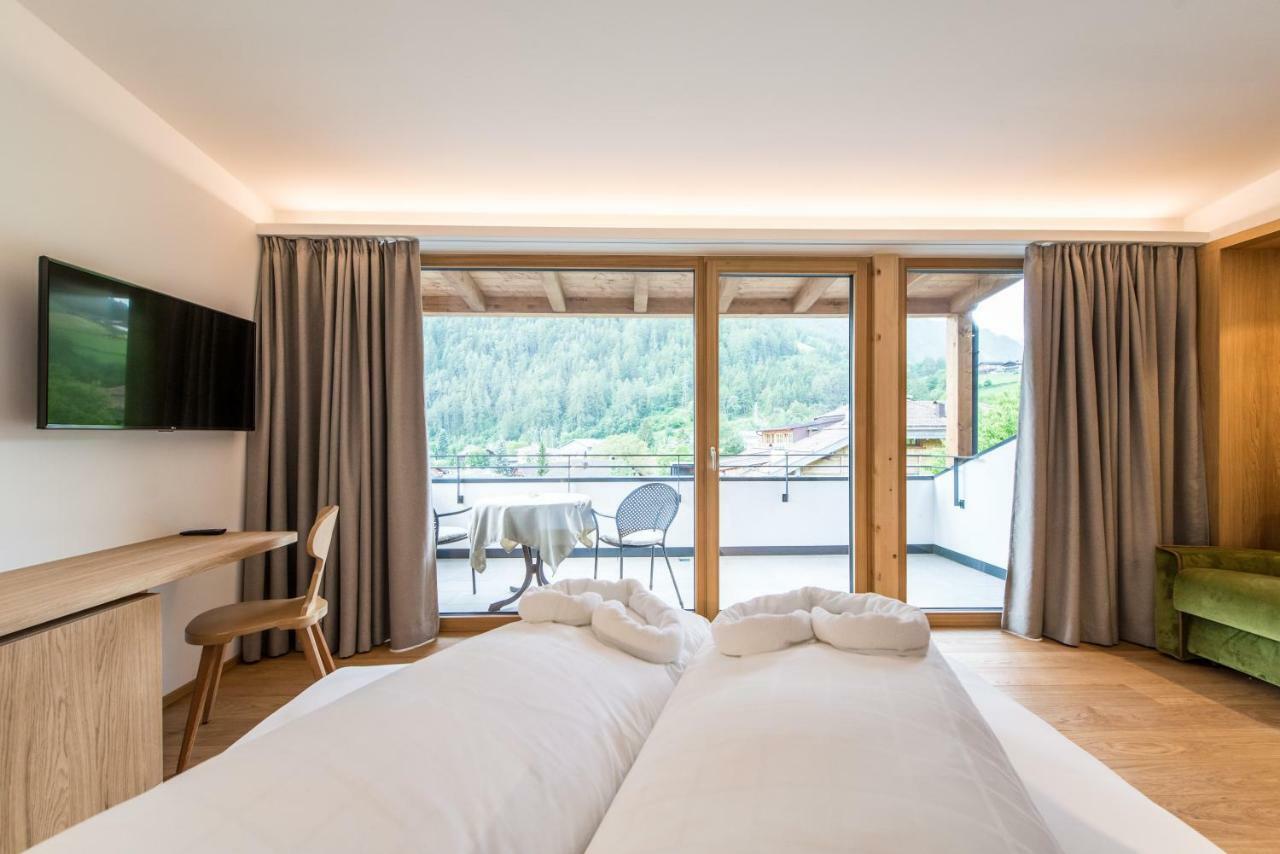 Hotel Taufers Molini di Tures Exteriör bild